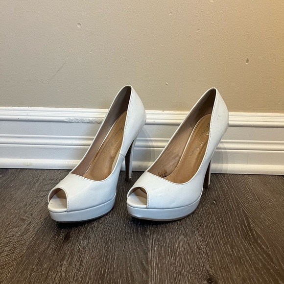 4 inch heels 👠 - Picture 5 of 9